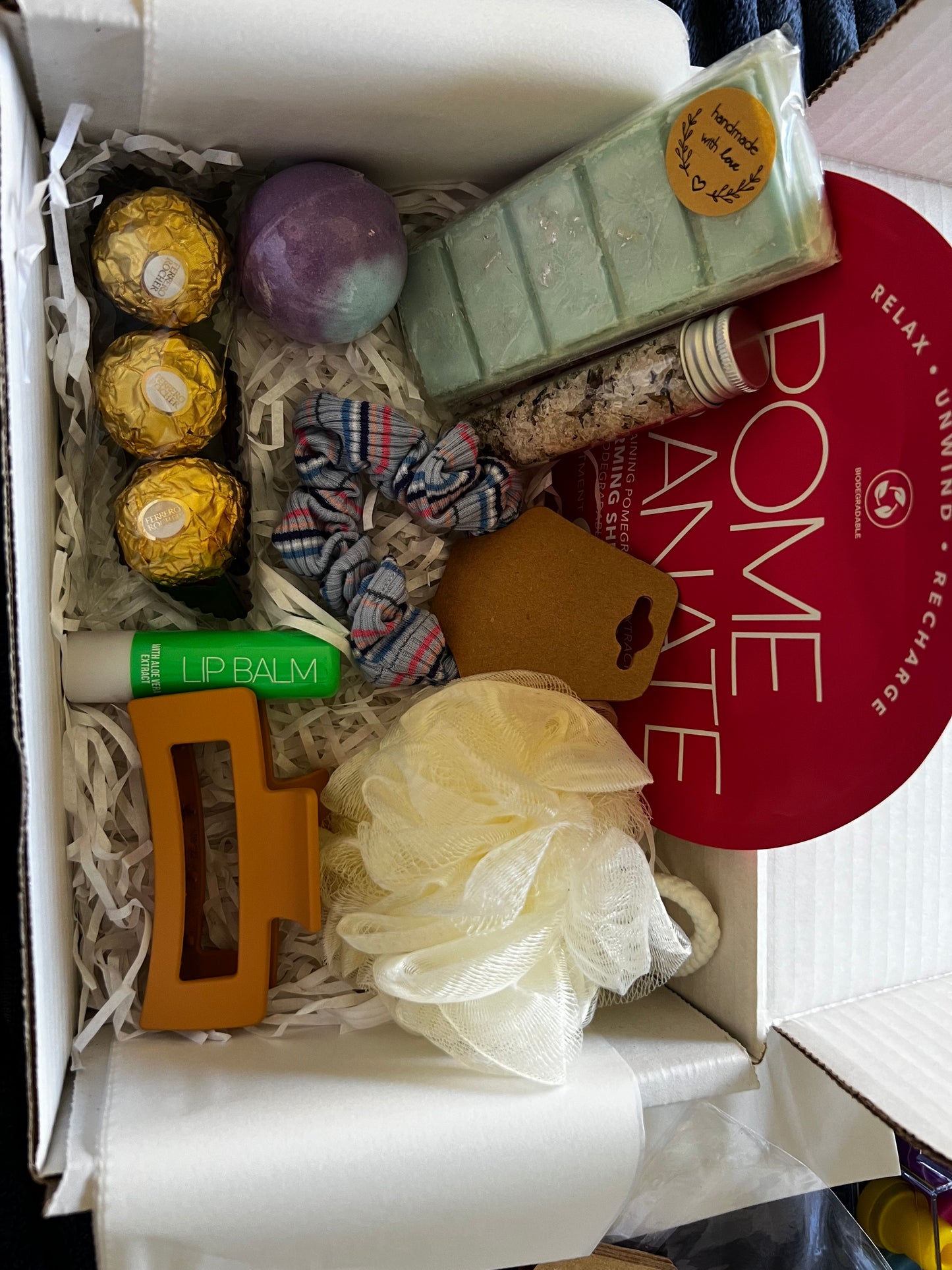 Pamper her box