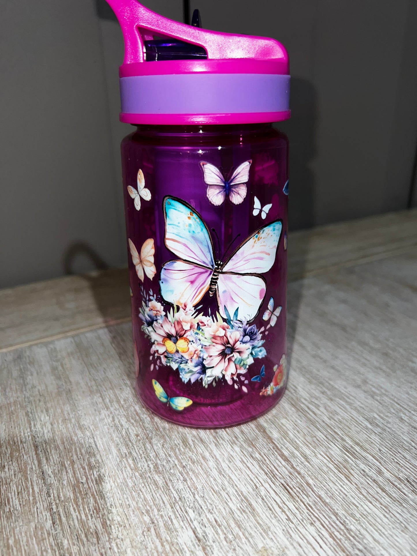 Kids drink bottle