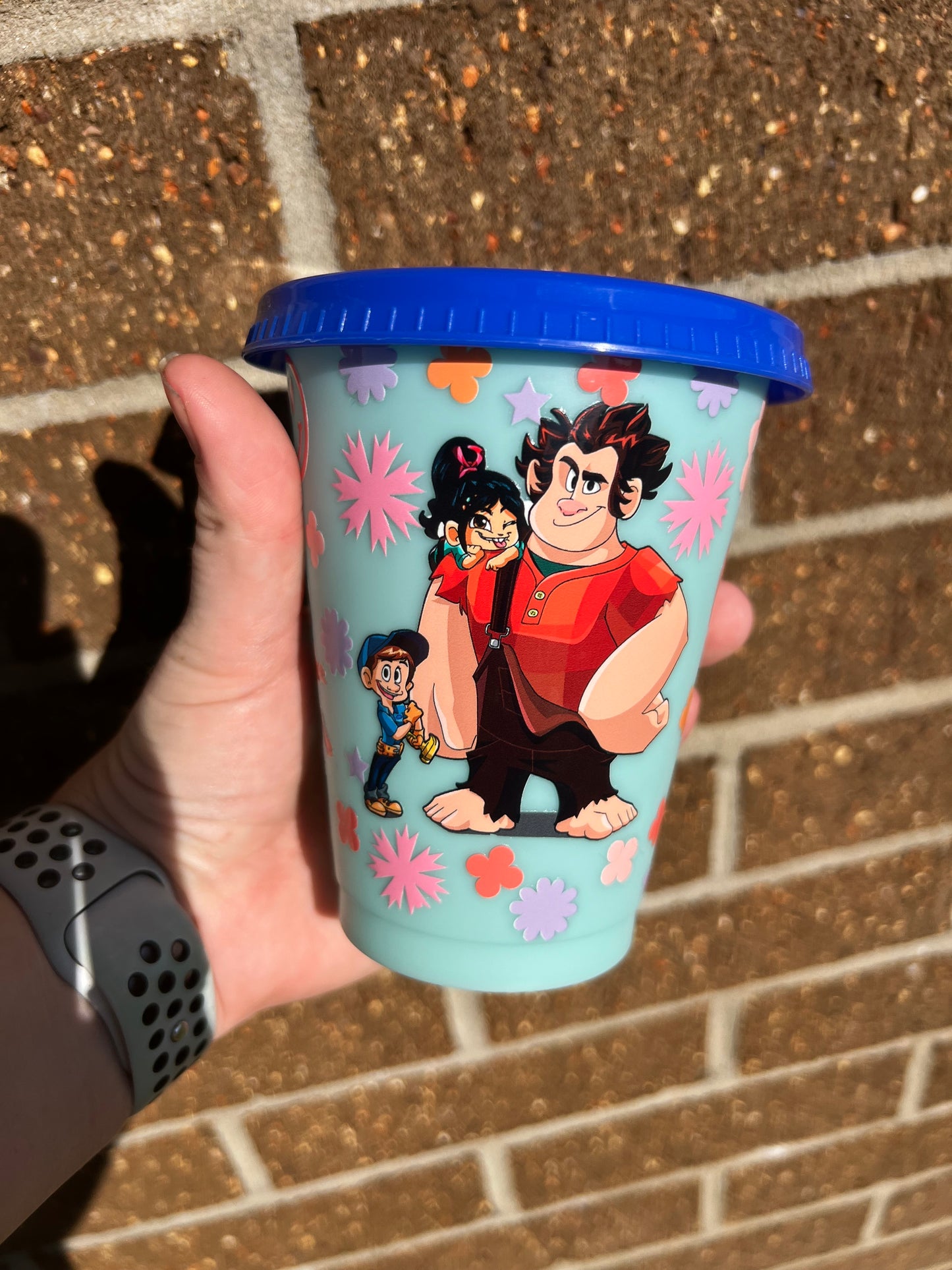 Kids colour changing tumbler cups