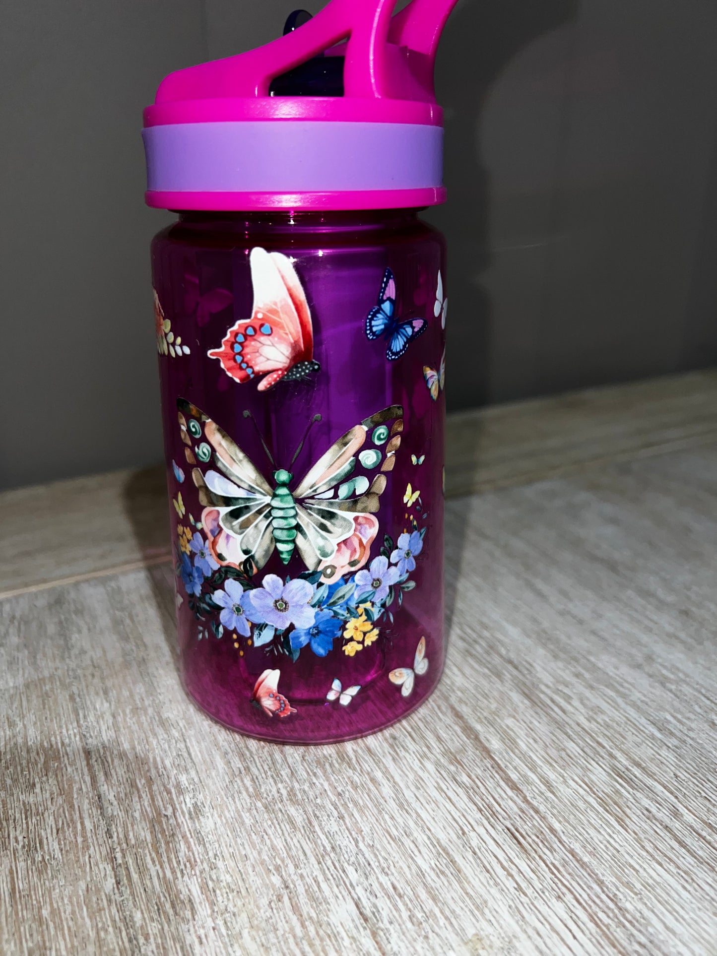 Kids drink bottle