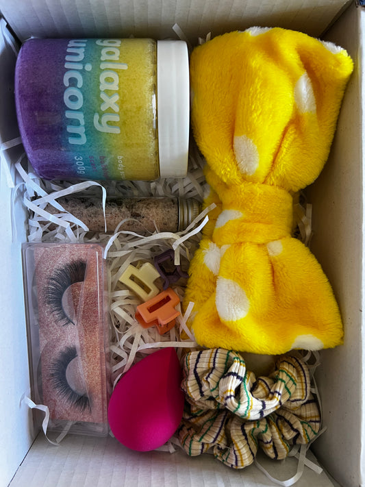 Teenage girls gift box