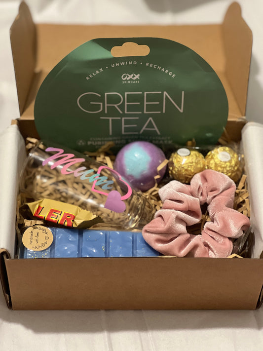 Pamper her box